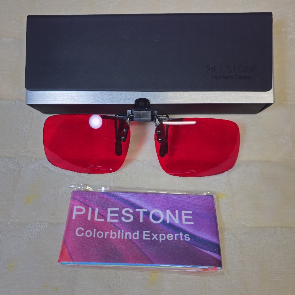 Pilestone Colorblind Lens D (Protan): clip on lens. Never used.